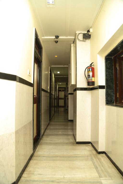 Traveller'S Inn Hotel - Fort Мумбаї Екстер'єр фото